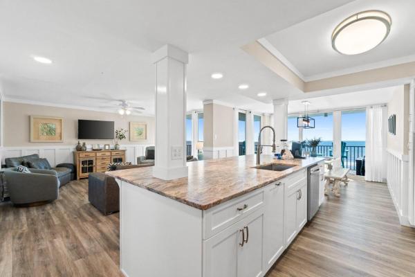 Pelican Walk 501 - Panama City, FL
