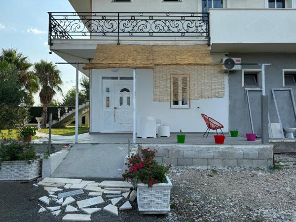 Na fotografii je vidět objekt Vacation Apartment in Hamallaj 2 nacházející se ve městě Armath.