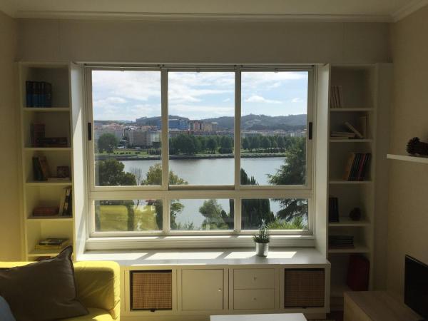 Apartamento luminoso con vistas a la ría, Камбре