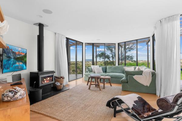 På billedet ses objektet Wavefront Escape - Omaha Holiday Home beliggende i byen Warkworth.