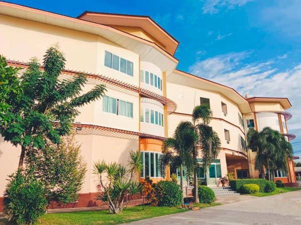 På billedet ses objektet โรงแรมพาราไดซ์ เรสซิเดนซ์ Paradise Residence & Hotel beliggende i byen Ban Sieo.