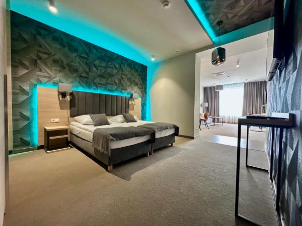 Na zdjęciu widoczny jest obiekt Hotel Turkus położony w mieście Białystok.