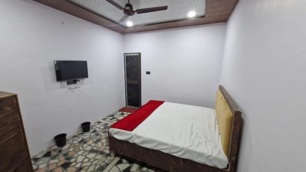 Auf dem Foto ist das Objekt Murli krishna Home Stay in der Stadt Ayodhya zu sehen.