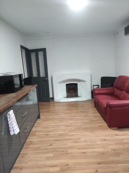 Na fotografii je vidět objekt Self checkin 1 bedroom unit for max 3 Guests J11 M4 RG2 Private Entrance Onsite Parking Private Garden nacházející se ve městě Arborfield.