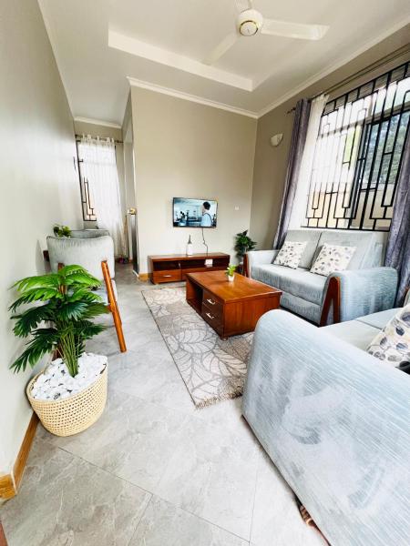 A la foto es mostra l'objecte Nana Apartment situat a la ciutat de Marombosa.