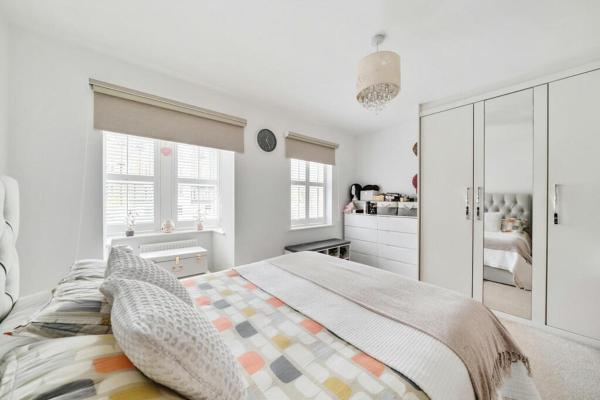 På billedet ses objektet COZY One Bedroom Apartment With OWN LOUNGE and BATHROOM in SHARED House 2nd Floor With WIFI AND LOVELY LANDSCAPE VIEW beliggende i byen Bickley.