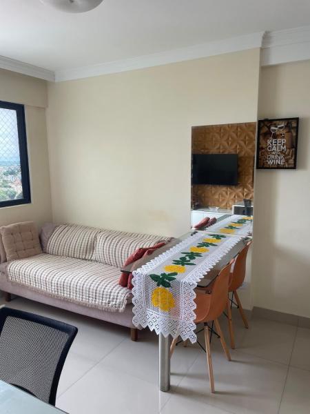 A la foto es mostra l'objecte Comfortable and cozy situat a la ciutat de Recife.