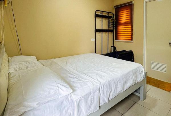 På billedet ses objektet RedDoorz @ CMS Apartelle Olongapo City beliggende i byen Olongapo.