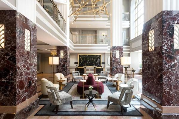 A la foto es mostra l'objecte Hotel LeVeque, Autograph Collection situat a la ciutat de Columbus.