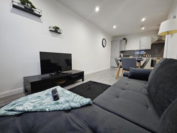 A la foto es mostra l'objecte A&J Properties - 2 Bed Flat with Netflix&Disney situat a la ciutat de Leicester.