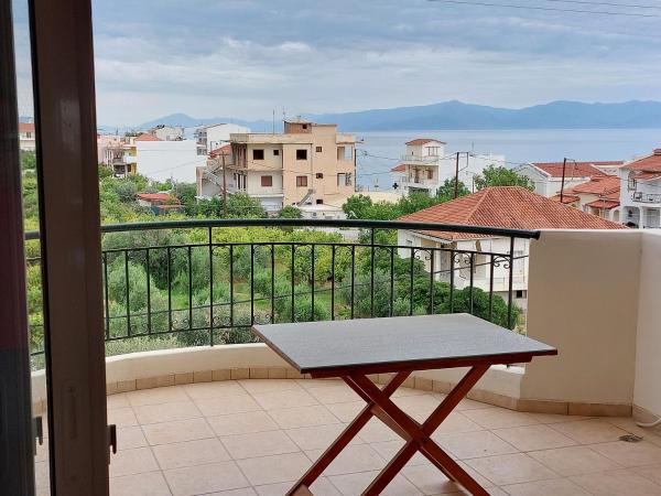 Nella foto è visibile l'oggetto SereneLands Derveni situato nella città di Pírgos.