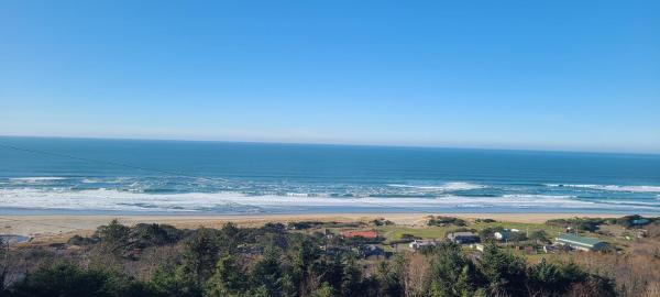 照片显示了位于Neskowin市的Studio Retreat Outside Neskowin for up to 2 Guests物件。