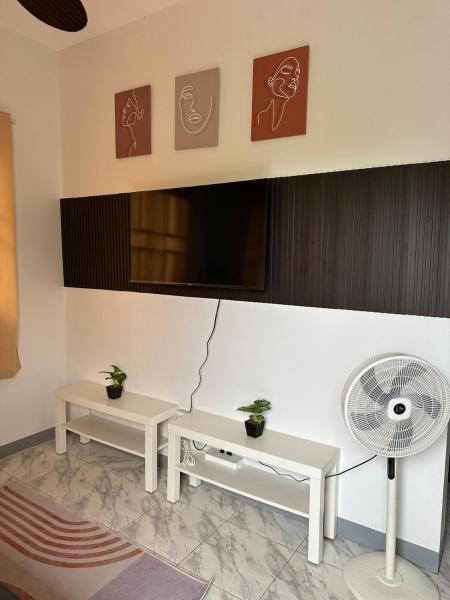 En la foto se muestra el objeto Charming One Bedroom Apartment with Modern Comforts ubicado en la ciudad de Upa.