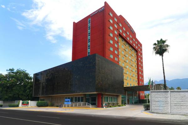 På billedet ses objektet Courtyard Monterrey San Jeronimo beliggende i byen Monterrey.