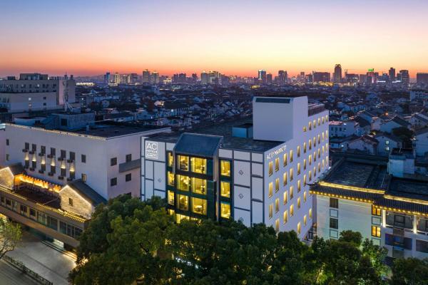 På billedet ses objektet AC Hotel by Marriott Suzhou, Guan Qian beliggende i byen Suzhou.