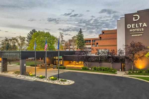 På billedet ses objektet Delta Hotels by Marriott Mount Pleasant beliggende i byen Racine.