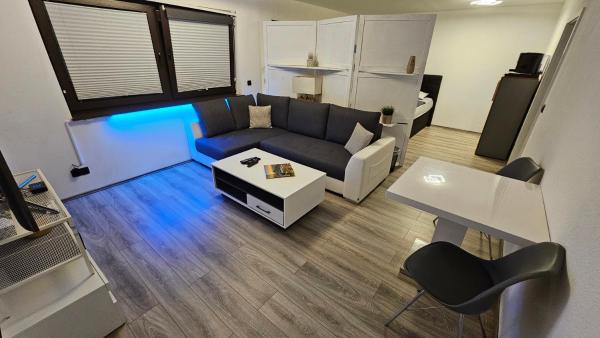 A la foto es mostra l'objecte Pearl Suite - Self Check-In, Free Parking situat a la ciutat de Stutensee.