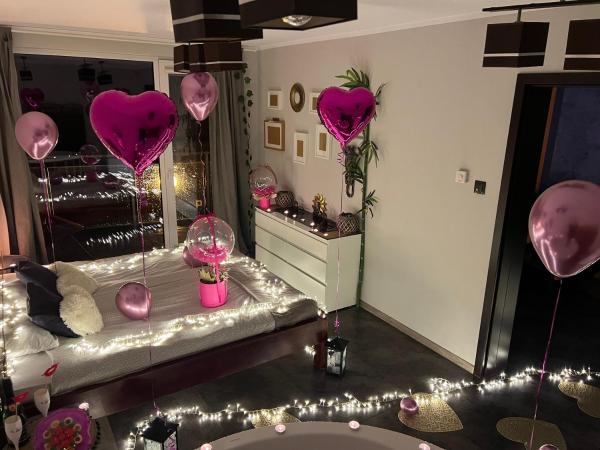 A la foto es mostra l'objecte MIŁOŚĆ ma swój adres - ZMYSŁOWE apartamenty z JACUZZI dla Dwojga situat a la ciutat de Ełk.