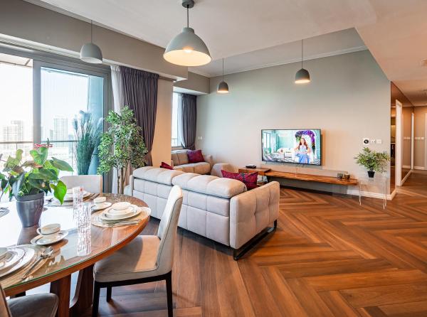 Na zdjęciu widoczny jest obiekt 160M2 Modern 2-bedrooms apartment with fantastic views położony w mieście Dubaj.