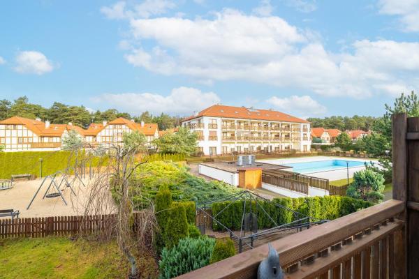 Na zdjęciu widoczny jest obiekt Rezydencja Nadmorska City Apartments położony w mieście Rogowo.