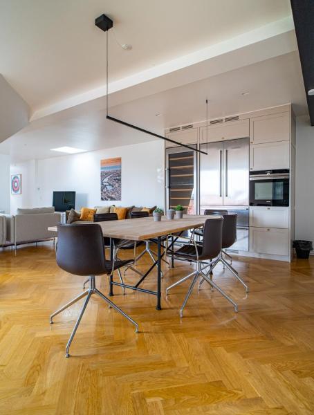 Central Penthouse with Panoramic Private Terrace, Копенгаген