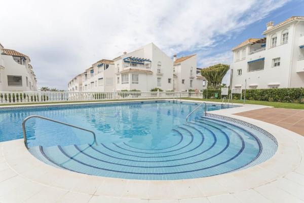 Na fotografii je vidět objekt Nerja Sun Apartment Alba las Fuentes nacházející se ve městě Nerja.