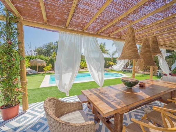 På billedet ses objektet CasaNoa Boutique Guest Suites beliggende i byen Jávea.