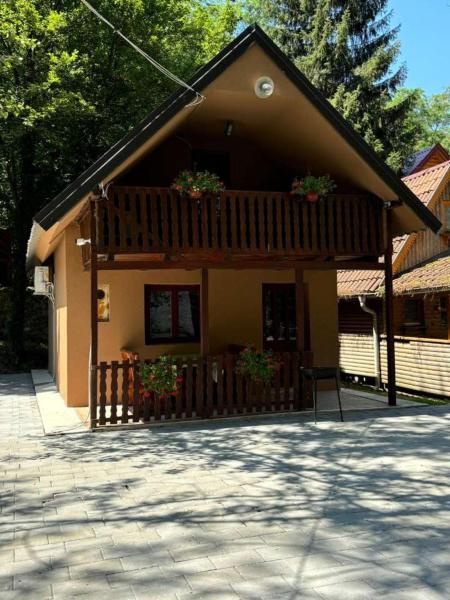 Riverside Cabin