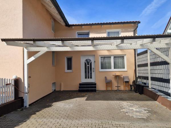 A la foto es mostra l'objecte Möblierte Wohnung Nr5 situat a la ciutat de Leiblfing.