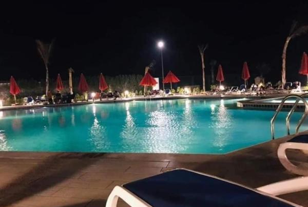 Na zdjęciu widoczny jest obiekt Porto położony w mieście Port Said.
