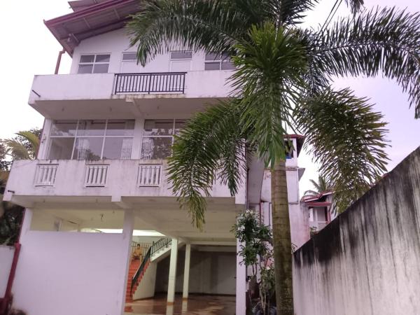 Na foto é possível ver o objeto JSK Resort localizado na cidade de Udukawa.