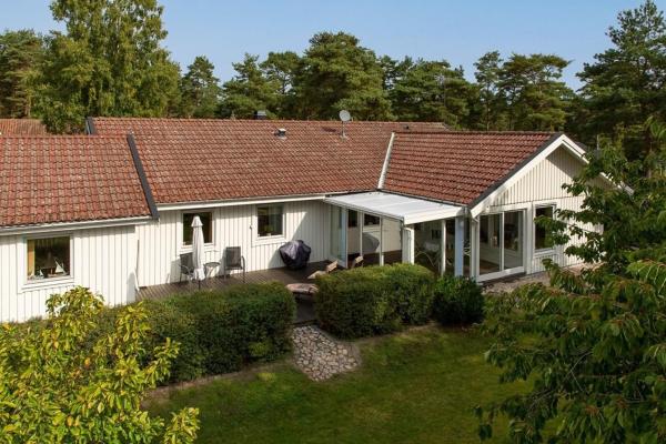 Big sea-loving house close to the beach, Åhus