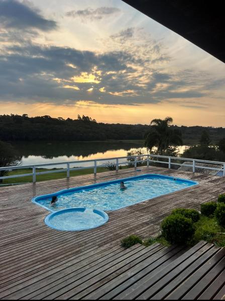 A la foto es mostra l'objecte Chacara Paraiso do Rio Verde situat a la ciutat de Campo Largo.