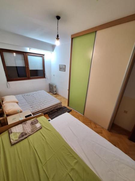 Cozy Retro Apt, Skopje