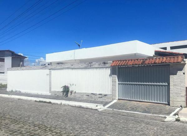 Na fotografii je vidět objekt Casa Aconchegante em Praia de Formosa Cabedelo Paraíba nacházející se ve městě Cabedelo.