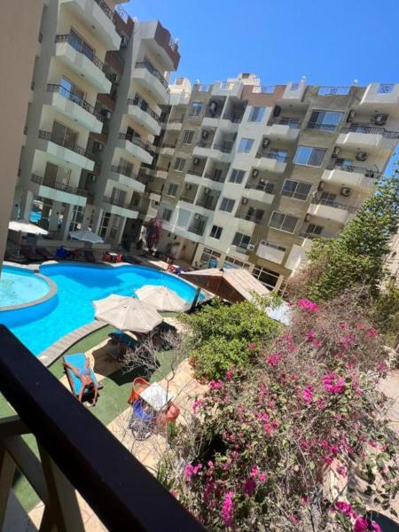 Na zdjęciu widoczny jest obiekt Paradise Hill położony w mieście Hurghada.