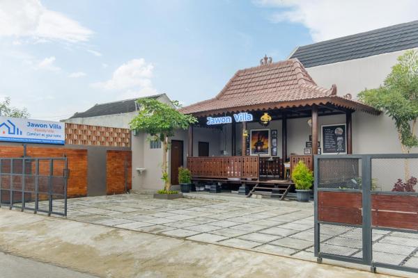 写真にはPiyungan市にあるCalma Jawon Villa Jogjaが写っています。
