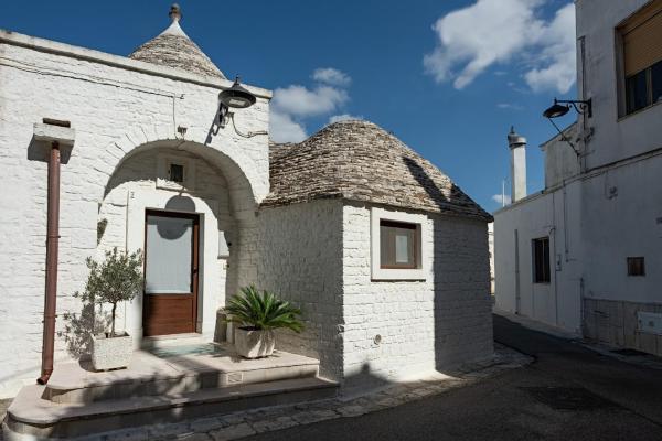 A la foto es mostra l'objecte Trulli Pietra e Sogni situat a la ciutat de Alberobello.