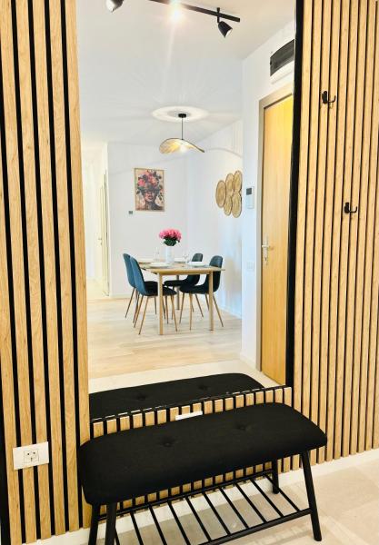 På billedet ses objektet Central Grand Apartment beliggende i byen Timişoara.