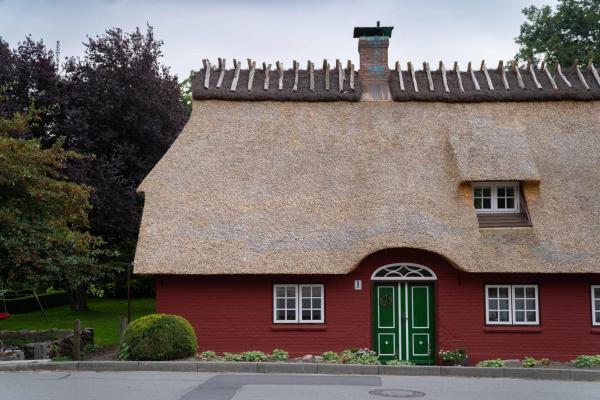 A la foto es mostra l'objecte Christines Kate situat a la ciutat de Saustrup.