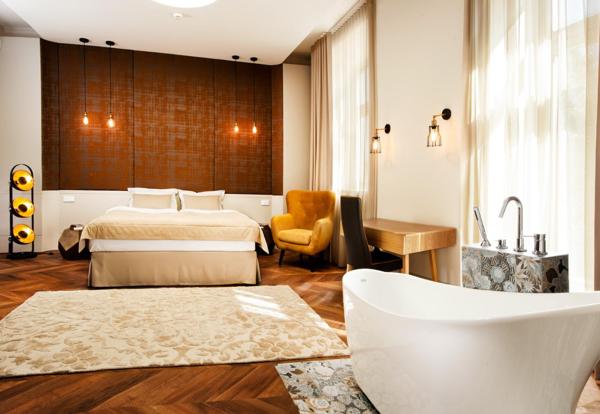 写真にはラドム市にあるHotel Nihil Noviが写っています。