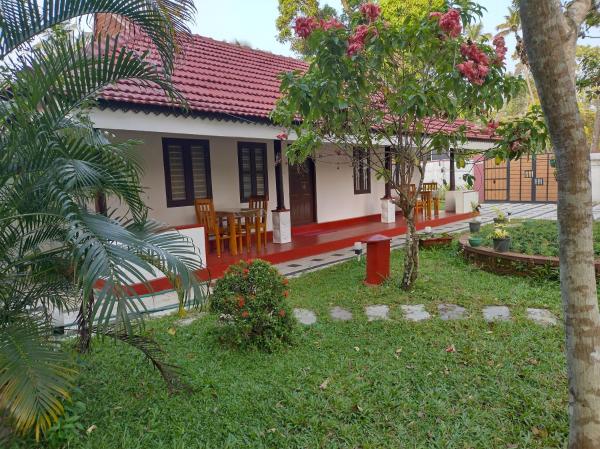 Op de foto is het object Isha Marari Beach homestay te zien, gelegen in de stad Mararikulam.