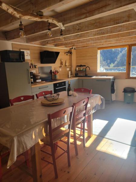 A la foto es mostra l'objecte Paisible maison dans les Pyrénées situat a la ciutat de Sauto.