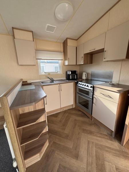 Billede 4: Jay 28, California Cliffs, Parkdean, Sleeps Eight, Free Wi-Fi, Pet Friendly, Bed Linen and Towels Included