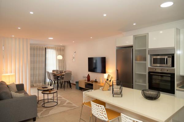 The photo shows the Villa Rita in Machico located in the city of Machico.