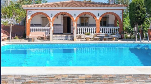 På billedet ses objektet VILLA CUQUI beliggende i byen Antequera.