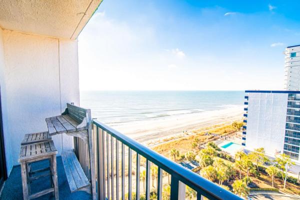 Oceanfront Pet Friendly Modern Suite, Myrtle Beach