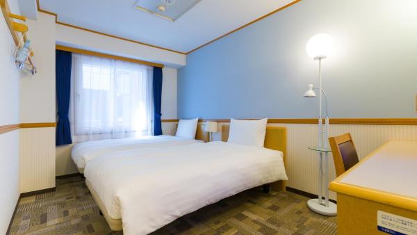 Na fotografii je vidět objekt Toyoko Inn JR Kobe eki Kita guchi nacházející se ve městě Kóbe.