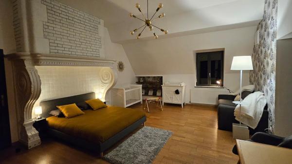 A la foto es mostra l'objecte Proche Valenciennes - Maison 180 m2 dans dépendances château situat a la ciutat de Maing.