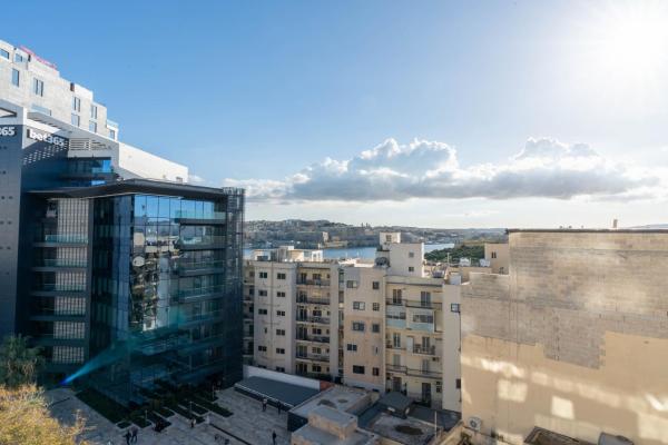 Sliema A20 - 5 Mins Walk To Valletta Ferry - Shopping Mall And Bay By Quicktrips - Valletta